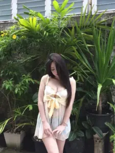 หนม เอแคร์